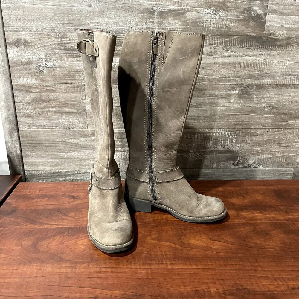 Clarks Orinoco Leather Boots Women's Tall Zip Size 7M Tan/Brown